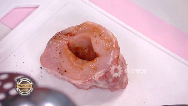 ¡TENTADAS! Barbi Franco y Carina Zampini quisieron sacar la salsa del cerdo pero se les complicó смотреть онлайн