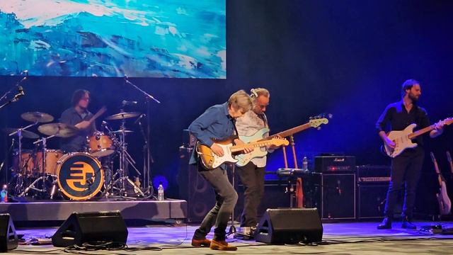 Cliffs Of Dover - Eric Johnson | G3 Tour 2024 in Reno смотреть онлайн