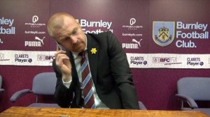 Sean Dyche answers journalist's phone