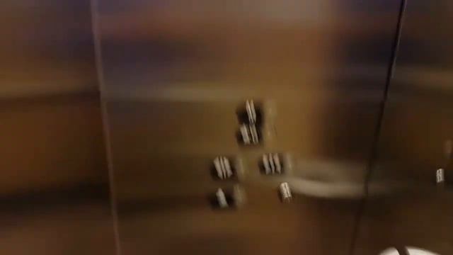 Otis Hydraulic Entrance Shuttle Elevator at Sussex Centre, Mississauga ON смотреть онлайн