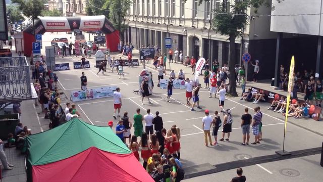 Snickers Virus'13 3x3@Kaunas смотреть онлайн