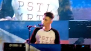 Greyson Chance - Waiting Outside The Lines Live in Manila 2016 [Venice Grand Canal, McKinley Hills]