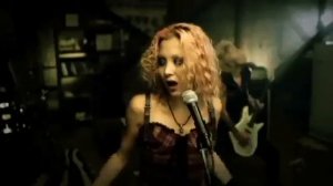 Anna Tsuchiya - Stayin Alive