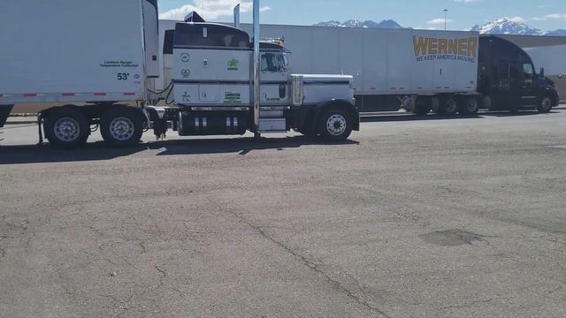 Флаинг Джей в Солт Лейк Сити Штат Юта смотреть онлайн