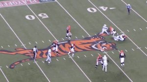 Jets v. Bengals - Shaun Ellis (#92) sacks Carson Palmer