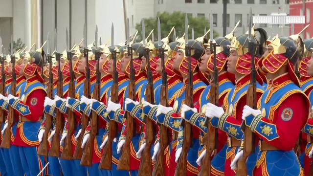 В Улан-Баторе состоялась официальная церемония встречи Президента Кыргызстана смотреть онлайн