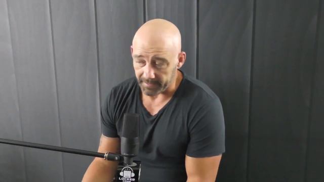 The Locker Room - Mark Geyer смотреть онлайн