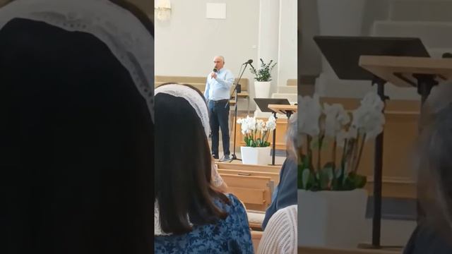 "Сверкал в лучах огромный истукан" Германюк Вячеслав смотреть онлайн