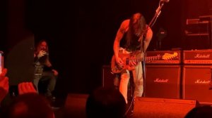 nuno bettencourt - flight of The wounded bumblebee