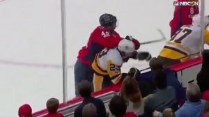 Scott Wilson vs Brooks Orpik Fight Penguins vs Capitals 5/10/17