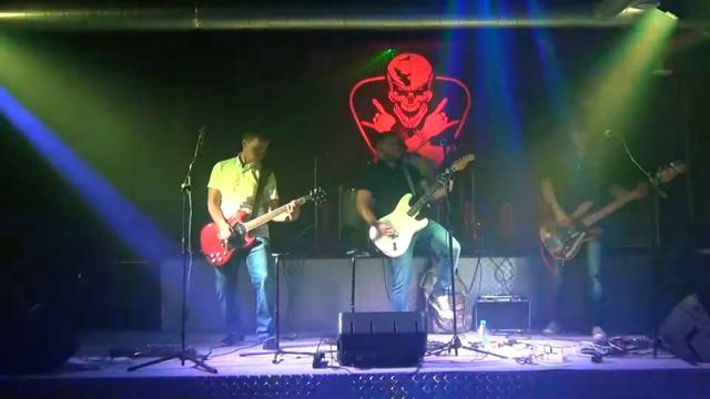 вне ГОСТа - Хуже тебя (30.08.19, открытие клуба Metall BazA, Красноярск)
