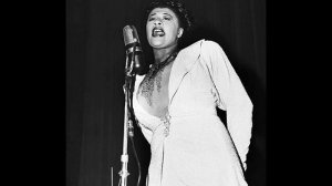 Ella Fitzgerald sings Harold Arlen's Over the Rainbow