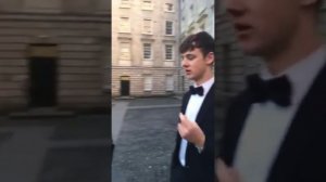 Dublin College Acapella Group 'Trinitones' Perform Amazing George Ezra Cover