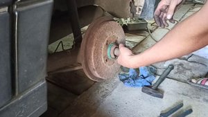 Подтяжка ступичного подшипника на пассате б3. Минус б3 пассата. Про задние подшипники б3 пассата.