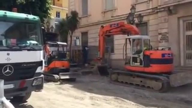 Imperia. Tar stoppa lavori via Cascione смотреть онлайн