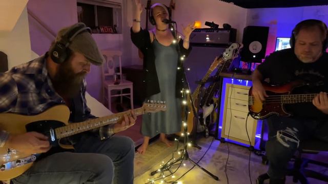 Natural Woman by Gerry Goffin, Carole King, & Jerry Wexler смотреть онлайн