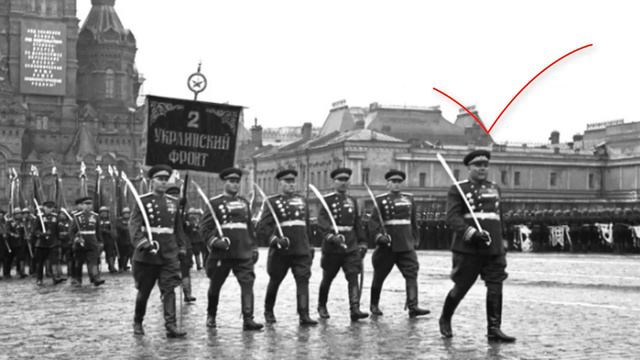 Тайны маршала Малиновского #823 смотреть онлайн