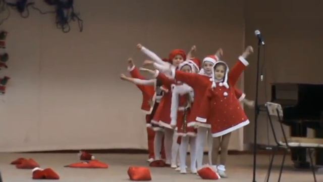 Scoala de Arte Alexei Stircea - Nadea смотреть онлайн