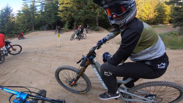 Chasing Pro MTBers Blake Samson & Brendan Fairclough Down Whistler Bike Park! смотреть онлайн