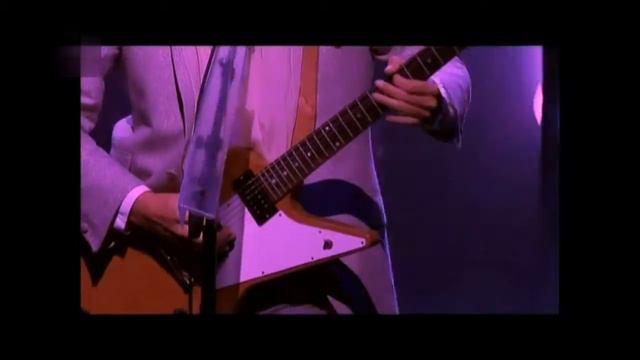 SEBASTIEN TELLIER - KILOMETER - LIVE смотреть онлайн