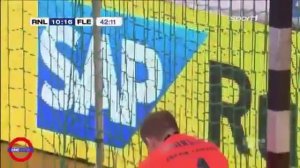 Mattias Andersson make an amazing save