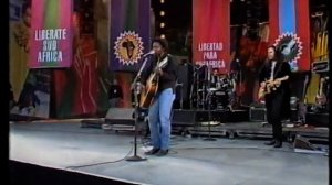 TRACY CHAPMAN:"BORN TO FIGHT" & "FREEDOM NOW" LIVE