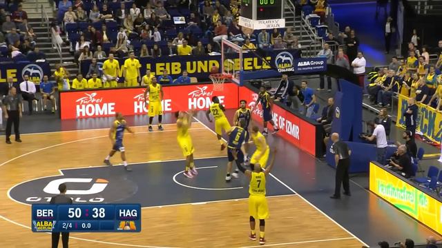 BUZZERBEATER! Tipptopp Comeback von Niels Giffey