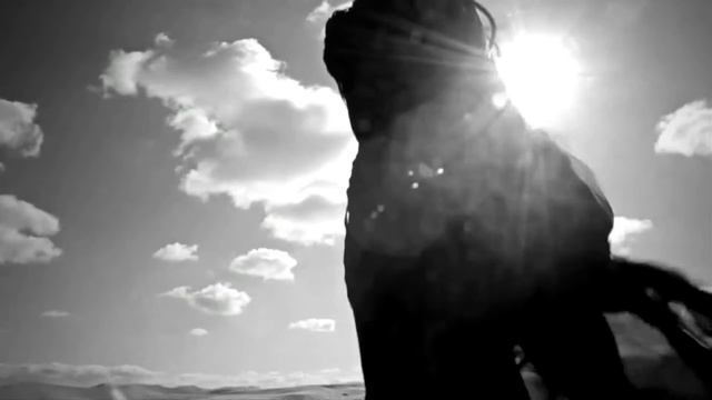 KASIMOTO - Reise (ft. In The Desert Sun by Ann Demeulemeester) смотреть онлайн