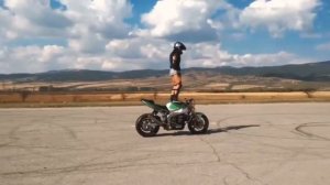 Stunt life/ Silvia Radulova