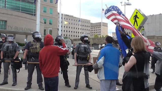 Rochester Riots 05 30 2020 Downtown Police Station смотреть онлайн