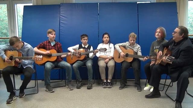 Соколов Виктор За летом листопад