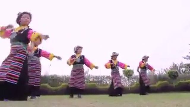 Tibetan dance by Paonta Sambhota's pupils смотреть онлайн