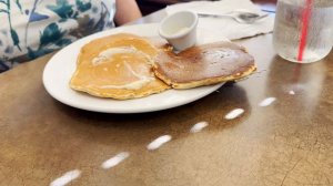 Breakfast at Bob Evans on Irlo Bronson Near Disney World