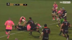 Mosese Ratuvou try for Lyon (v Stade Francais)