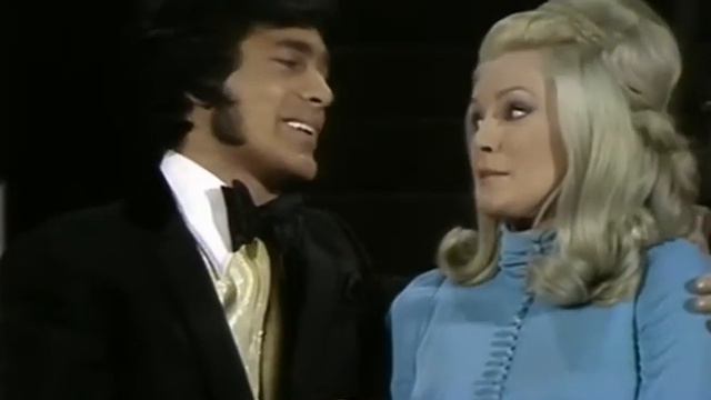 Tricia (Patsy Ann) Noble & Engelbert Humperdinck - Two Sleepy People смотреть онлайн