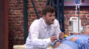 Çok Güzel Hareketler 2 | Hasta Ziyafeti (24.Bölüm)