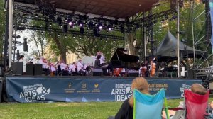 Anton Kot and the New Haven Symphony with Alasdair Neal