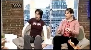 Debbi Peterson: Bum drumming (The Bangles meet Mel & Sue,1)