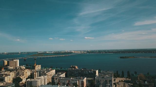 ТРИ МЕСЯЦА ПОЛЕТА смотреть онлайн