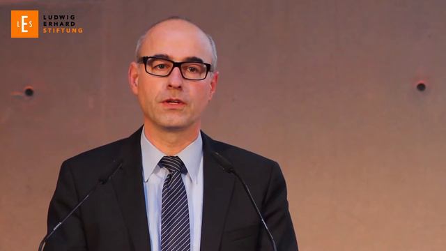 Prof. Achim Wambach, Ph.D. – Direktor des Instituts für Wirtschaftspolitik смотреть онлайн