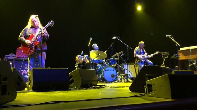 Hey Joe - One Night Only w/ Warren Haynes, Medeski, Russo, Porter - The Capitol Theatre 10/5/18 смотреть онлайн
