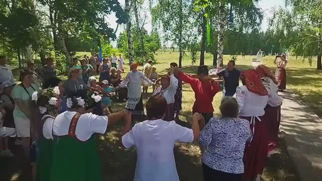 День косоворотки