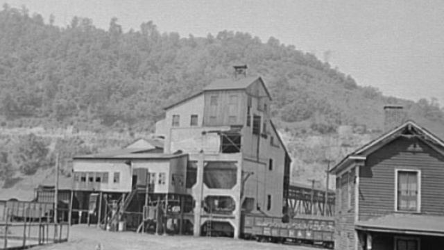 Bill Cornett-Buck Creek Girls смотреть онлайн