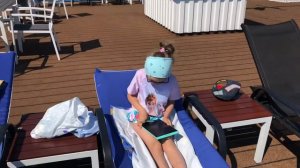 Теплоход Леонид Красин солнечная палуба (солярий)