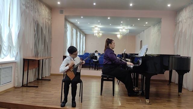 Кемерово, ЦДШИ, Иванов Всеволод - р.н.п. "Степь, да степь кругом", обр. В. Котельникова смотреть онлайн