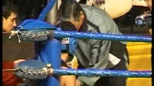 Спорт. Бокс. Чемпионат КР-2008. Мелис Исмаилов-Ришат Юнусов. смотреть онлайн