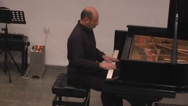 Misha Alperin смотреть онлайн