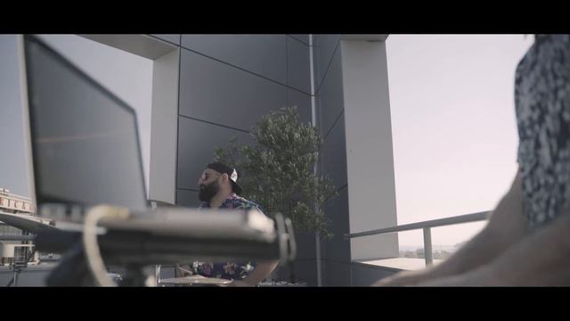 The Hood - Off your mind (Official Video) 4K смотреть онлайн