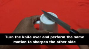 How to sharpen kitchen knives | Sharpen a Knife with a Mug| How to sharpen a Knife with a coffee mu