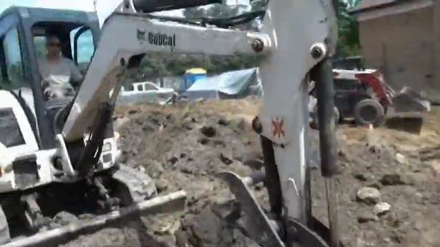 Bobcat Safety Instructions from Brock's Landscape in Mississauga - Bobcat Rentals Oakville смотреть онлайн